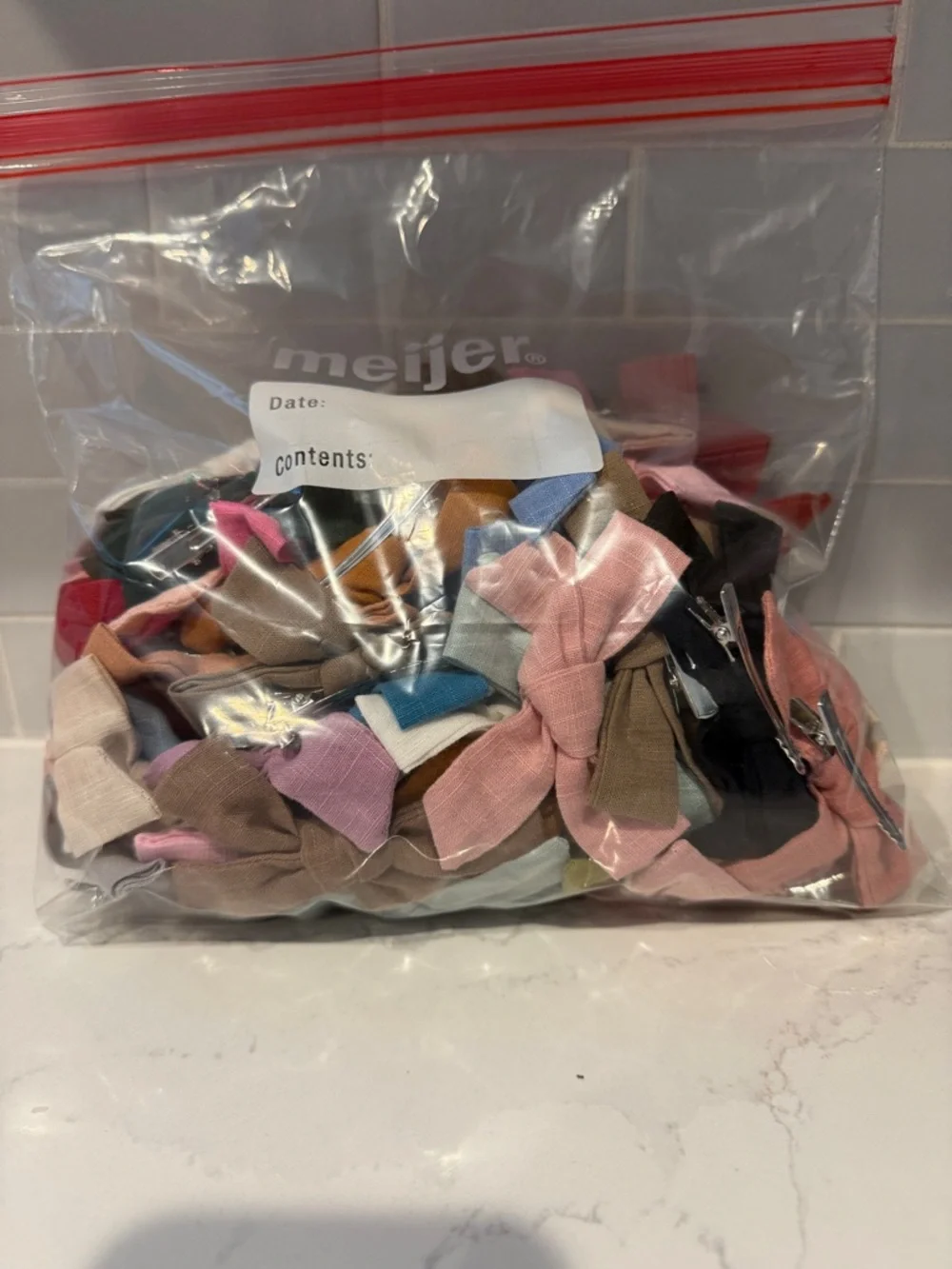 Assorted Fabric Bow Hair Clips - Multicolor Pack 3inch bows (77 hair clips)